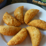 Karanji / Gujiya (Dryfruits)